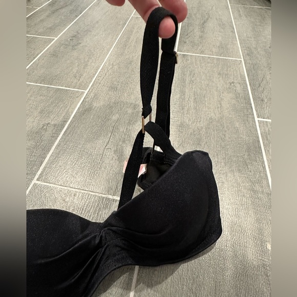 VS VERY SEXY Push-up Swimsuit Top with Cutouts that Add Support - Picture 3 of 9